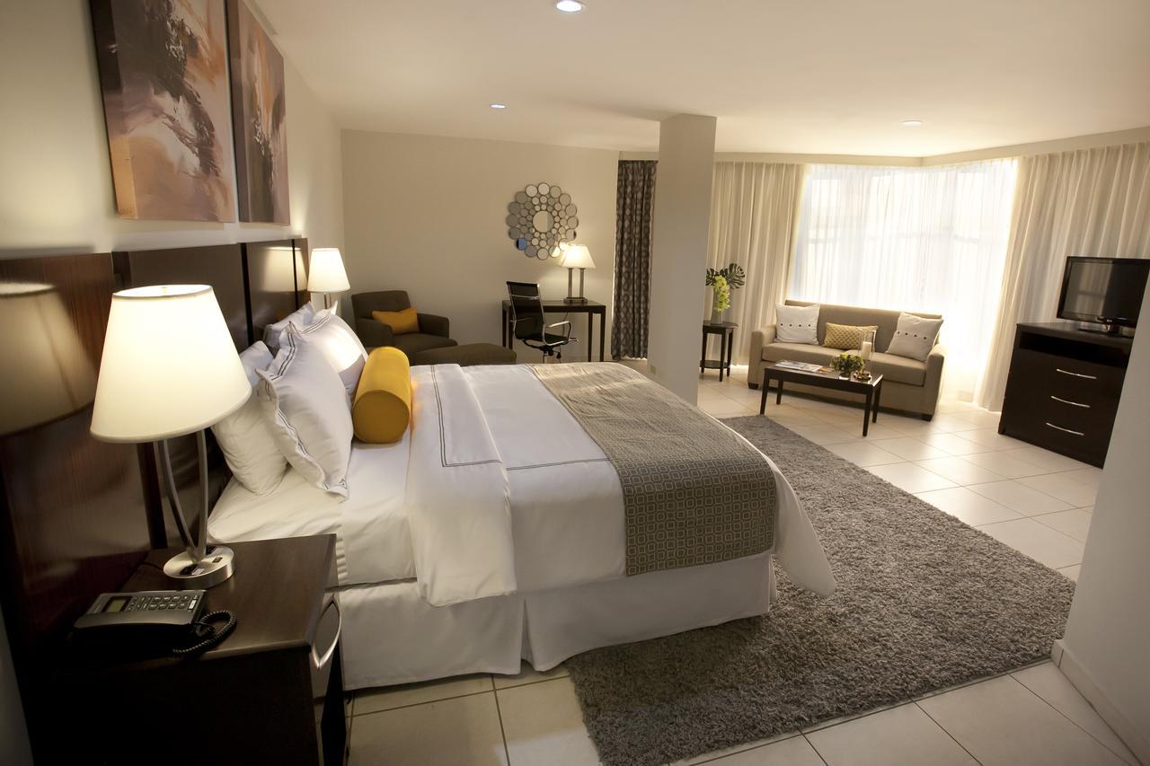 Hotel Los Andes ซานเปโดร ซูลา ภายนอก รูปภาพ