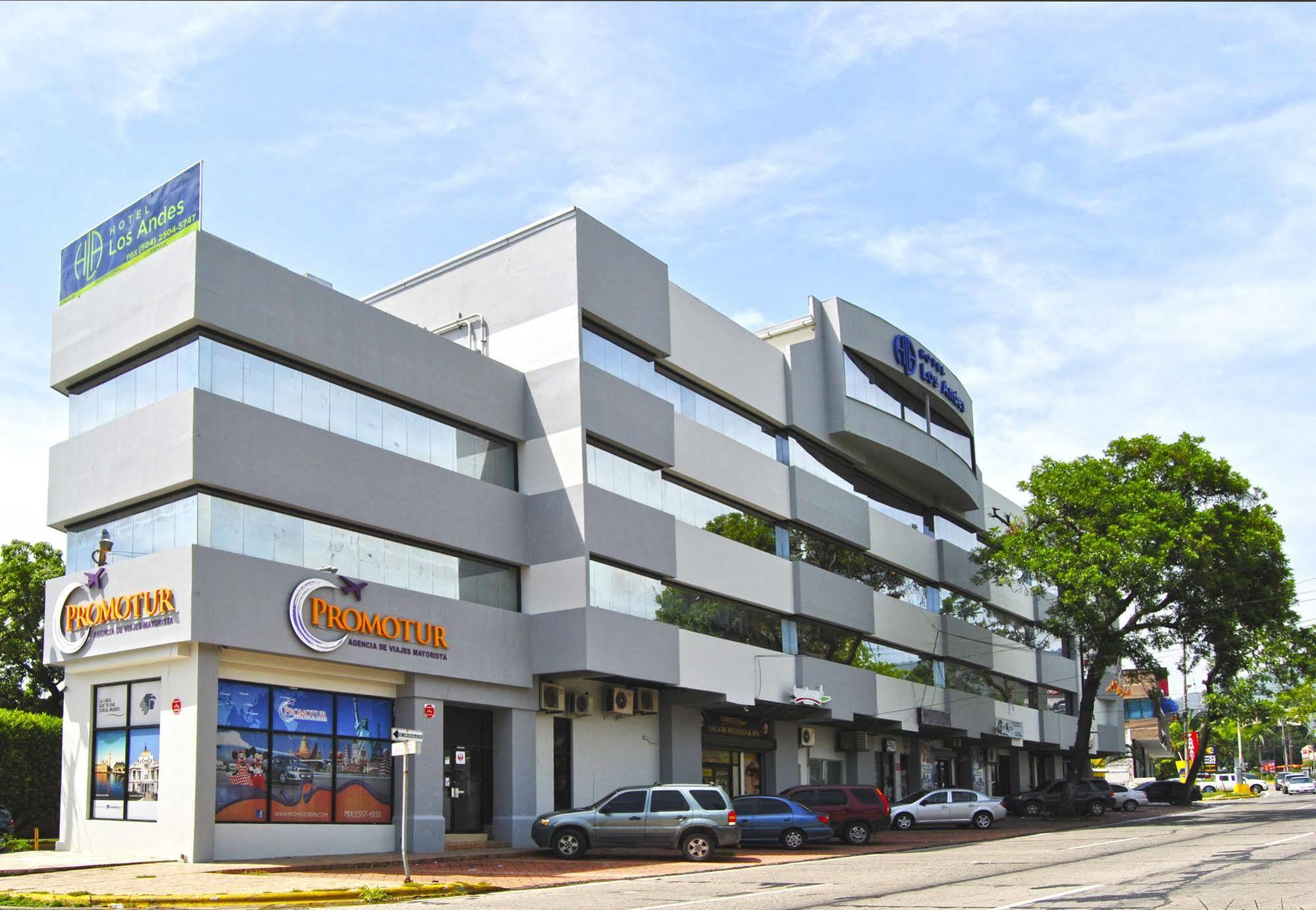 Hotel Los Andes ซานเปโดร ซูลา ภายนอก รูปภาพ
