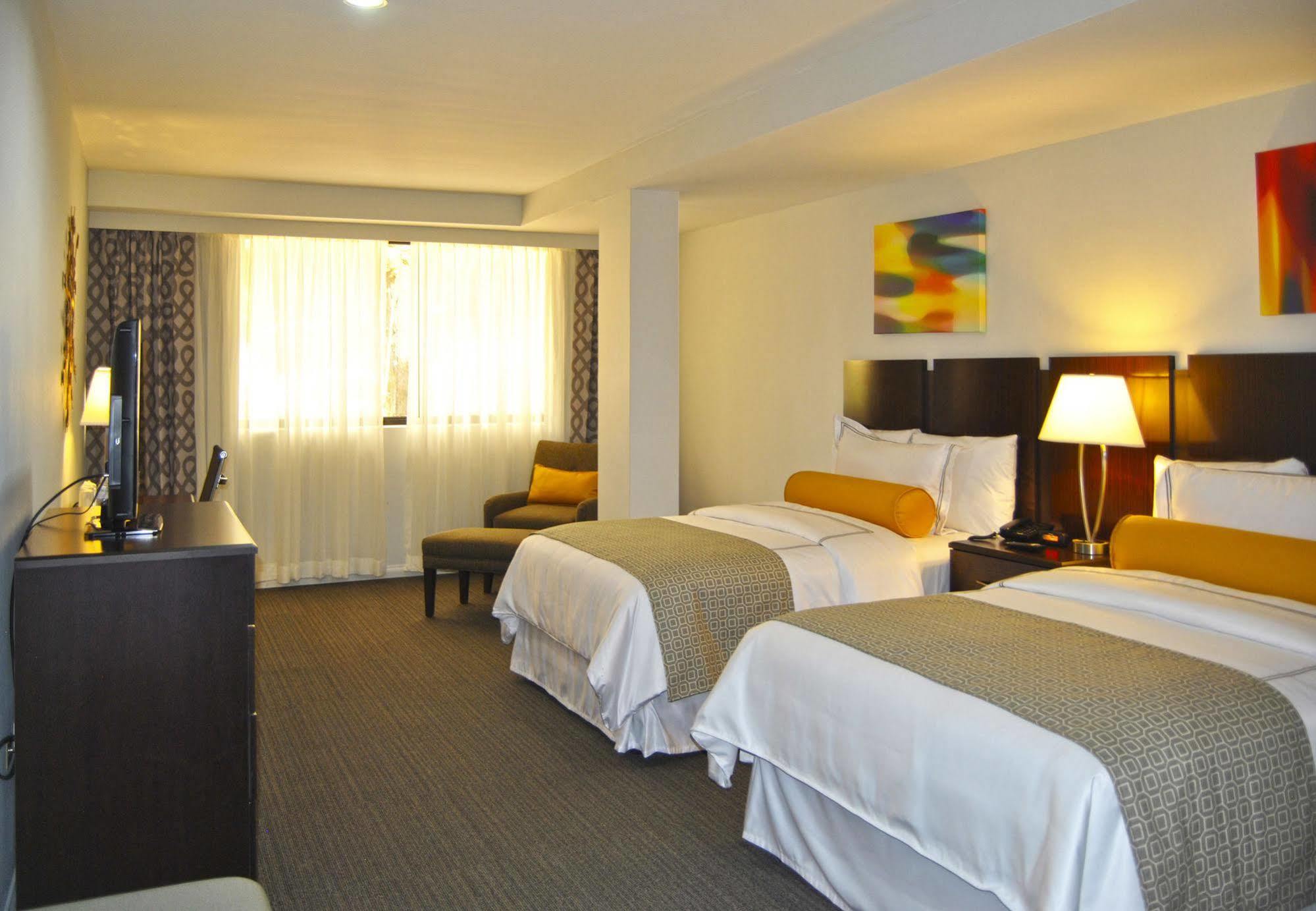Hotel Los Andes ซานเปโดร ซูลา ภายนอก รูปภาพ